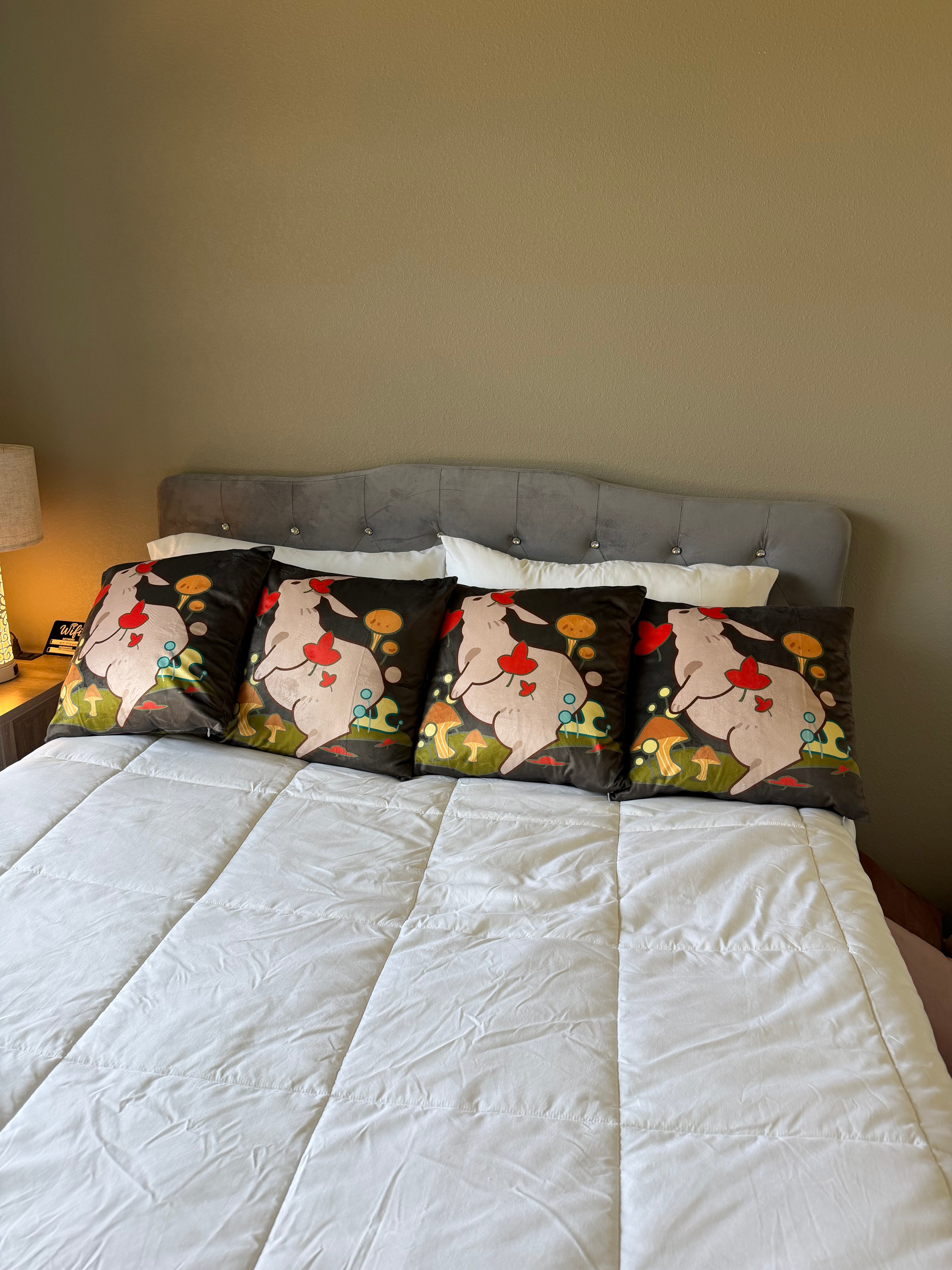 Cute Bunny Throw Pillow Covers – Soft Decorative Cushion Covers for Sofa, Couch & Bedroom (Set of 2 / Set of 4)