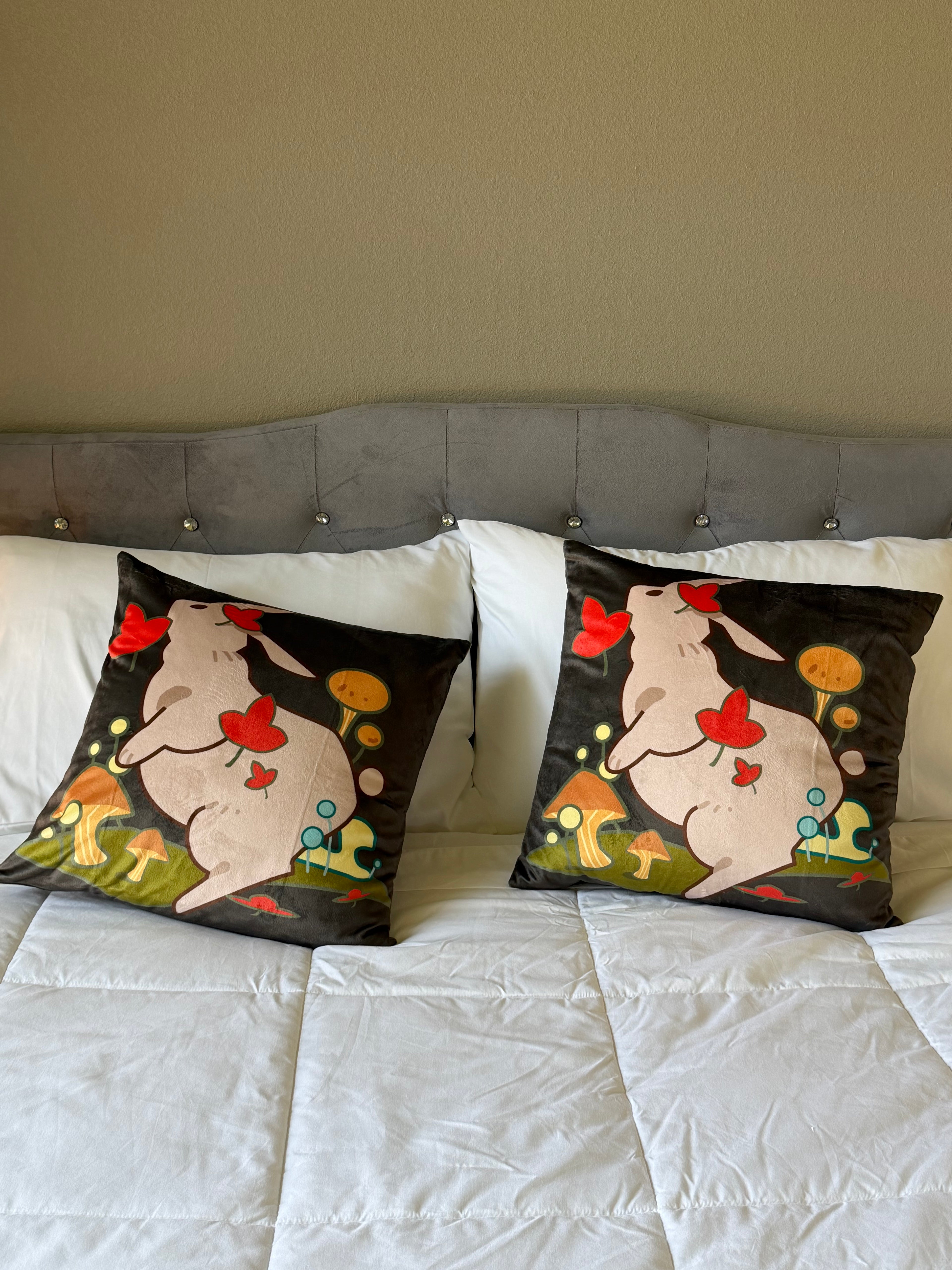 Cute Bunny Throw Pillow Covers – Soft Decorative Cushion Covers for Sofa, Couch & Bedroom (Set of 2 / Set of 4)