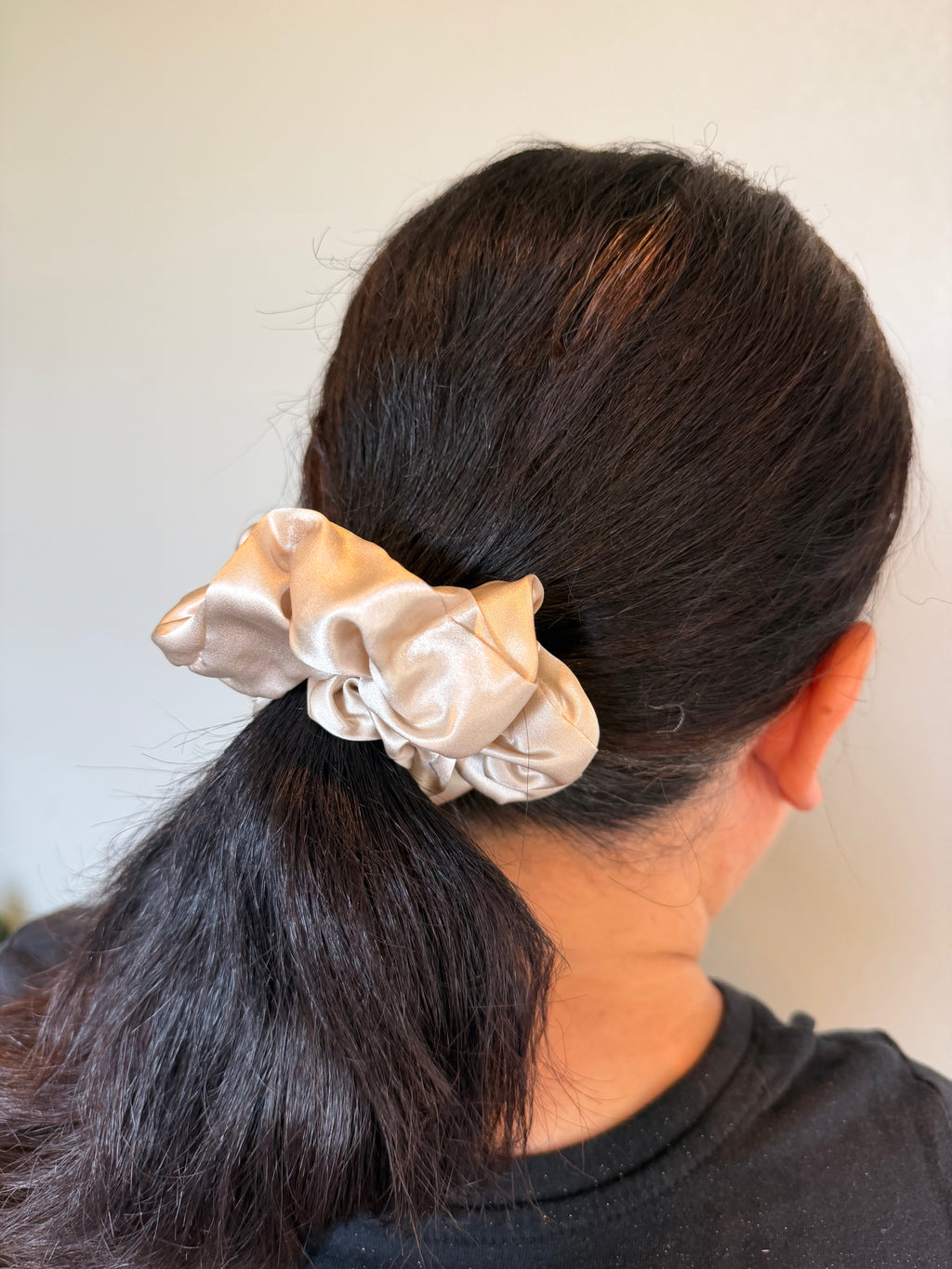 3-Pack Satin Hair Scrunchies – Soft Elastic Ponytail Holders for Women & Girls (3.5cm / 5cm)